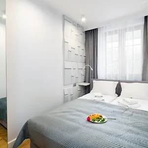 Nika1 Apartament